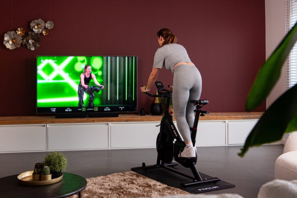 Indoor cycling bike